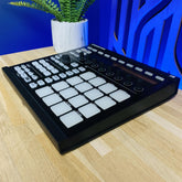 Native Instruments Maschine Controller MK2 With UDG Case & Decksaver